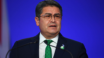 Президентът на САЩ Доналд Тръмп съобщи че ще помилва бившия