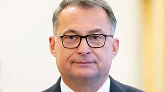 Берлин е готов да подкрепи германски кандидат за наследник на