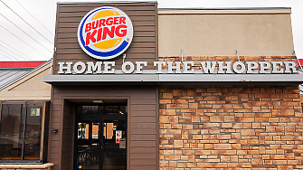 Неизвестно за известните: Проста концепция и игра с франчайзи носят успеха на верига ресторанти