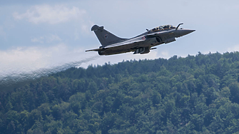 Германия и Франция определиха дата за решение по съвместния им проект за изтребител от следващо поколение