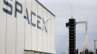 Американската компания SpaceX се стреми към първично публично предлгане н