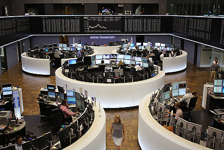 Разнопосочна търговия европейските борси преди публикуването на важни икономически данни от САЩ*