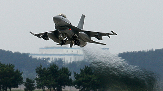 Командир на авиобаза на НАТО в Норвегия я затвори заради ерозия и диви животни