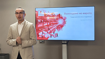 Хиляди часове труд и 70 тона кеш: как еврото сменя лева в магазините?