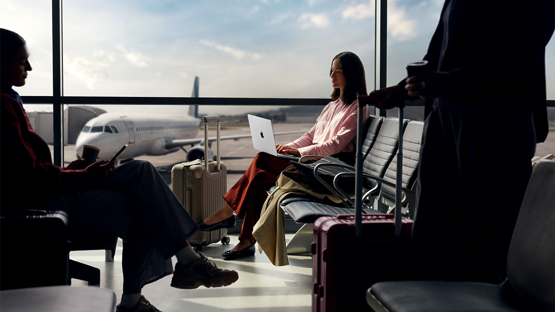 Вашият бизнес. Задвижван от Aple. Подкрепен от iSTYLE