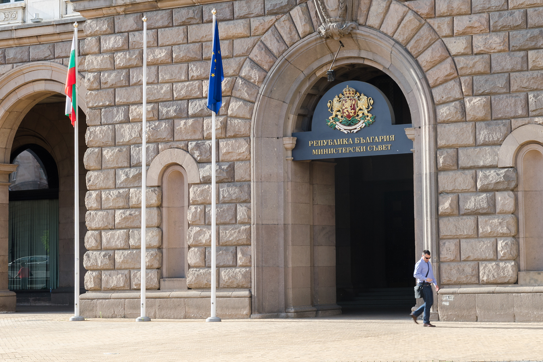 Правителството изтегля бюджета от НС