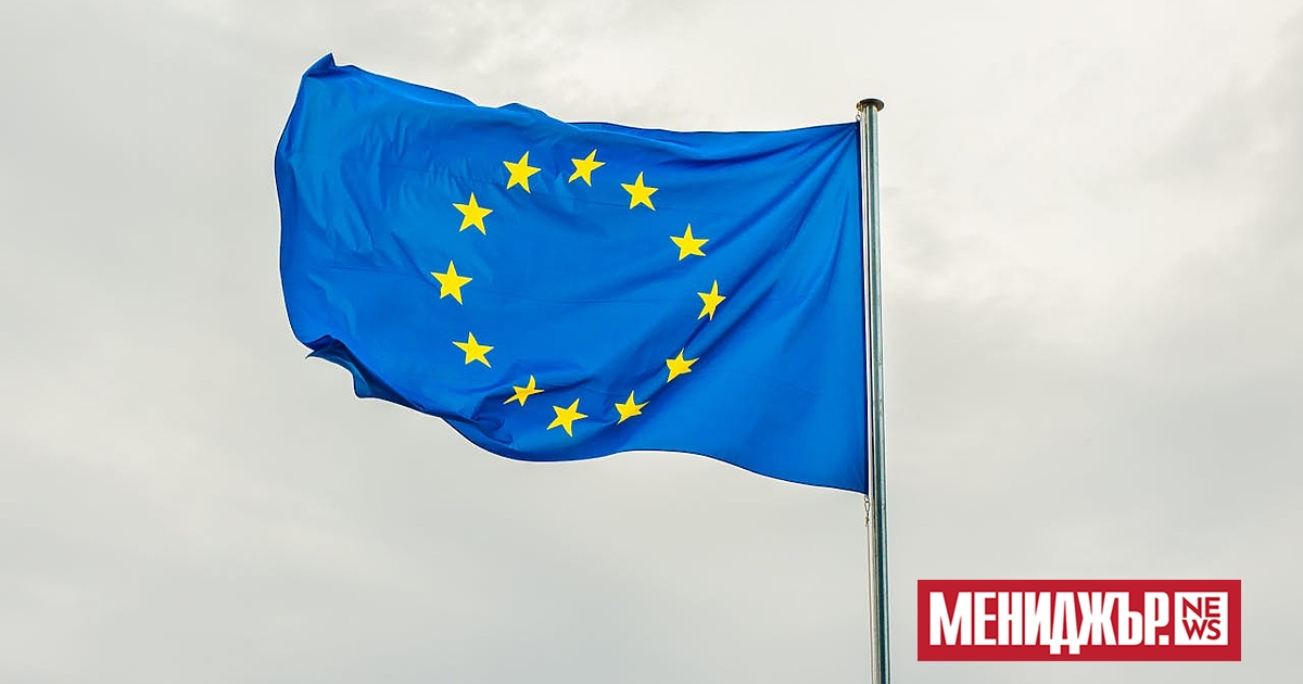 a { text-decoration: none; color: #464feb; } tr th, tr