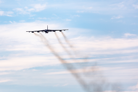САЩ и Япония показват готовност за отбрана след съвместни китайско-руски маневри