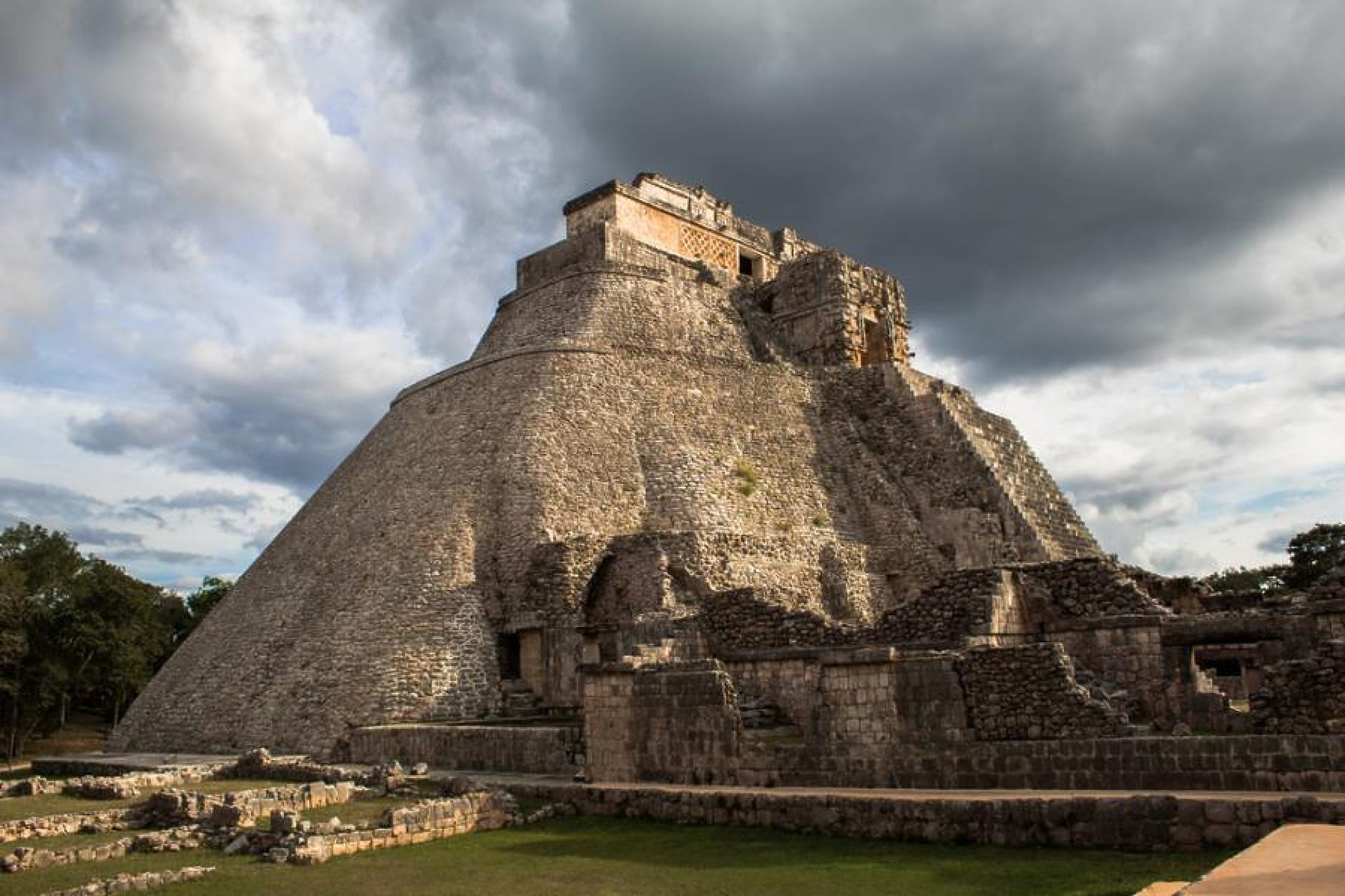 Генетични анализи разкриват историята на маите в Копан