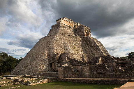 Генетични анализи разкриват историята на маите в Копан