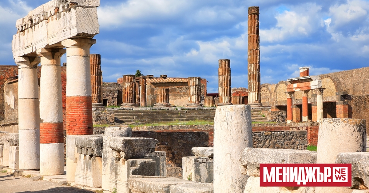 a { text-decoration: none; color: #464feb; } tr th, tr