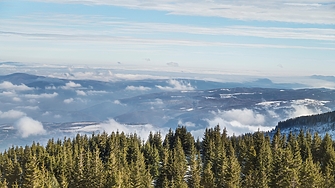 В събота по значителни валежи се очакват в Централна и Източна