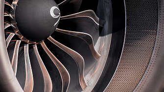 Нова технология предотвратява увреждането на реактивни двигатели от пясък