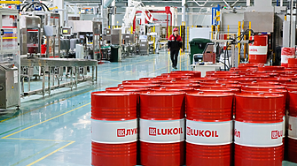 САЩ удължават срока за продажбата на активите на Лукойл до 17 януари