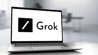 Потребителите на социалната мрежа X обвиниха чатбота Grok на Илон