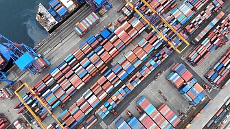 През октомври 2025 г България отчита рекорден търговски дефицит от