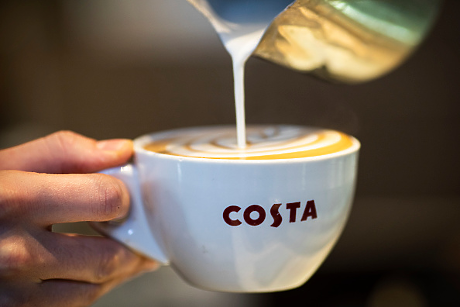 Неизвестно за известните: Италиански братя се възползват от неумението на британците да ценят кафето