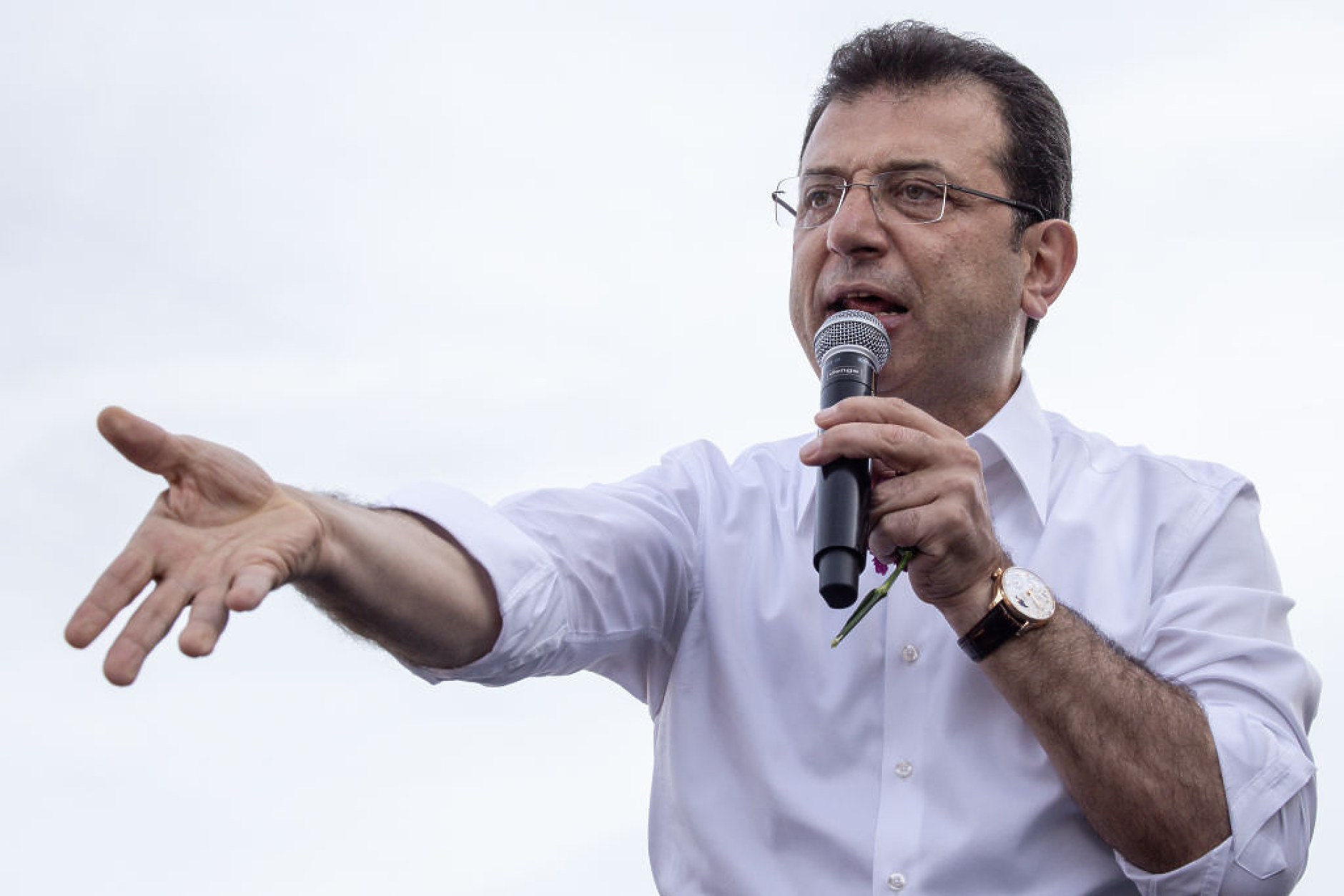 Съд в Турция удължи ареста на отстранения кмет на Истанбул Екрем Имамоглу