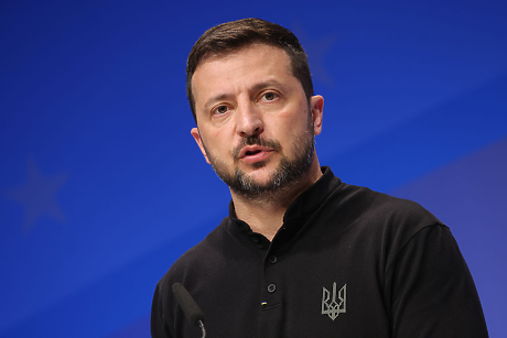 Зеленски предупреждава за мащабни атаки с настъпването на студовете