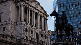 Английската централна банка реши да намали основната си лихва в