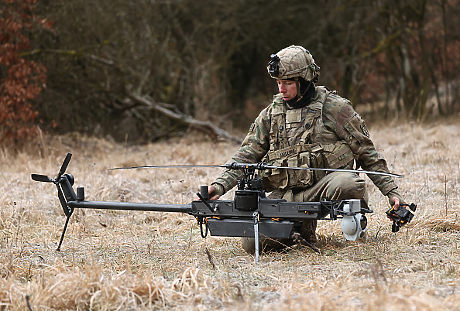 САЩ забраниха използване на чуждестранни дронове поради опасения от шпионаж