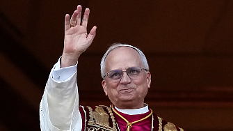 В първата си коледна проповед Папа Лъв Четиринадесети осъди условията