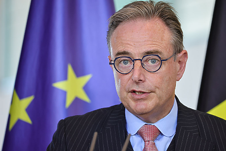 Премиерът на Белгия: Ще е срам за ЕС, ако лидерите не се договорят за финансиране на Украйна