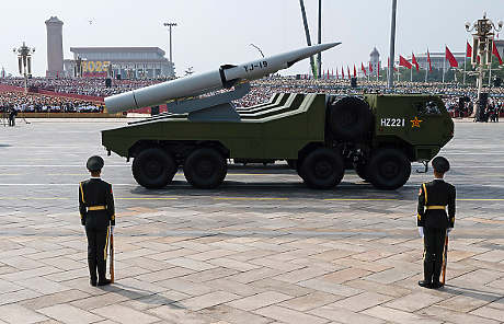 Армията на Северна Корея тества хиперзвукови ракети пред лидера Ким Чен Ун