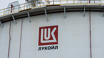 Американският петролен гигант Chevron и групата за частни капиталови инвестиции