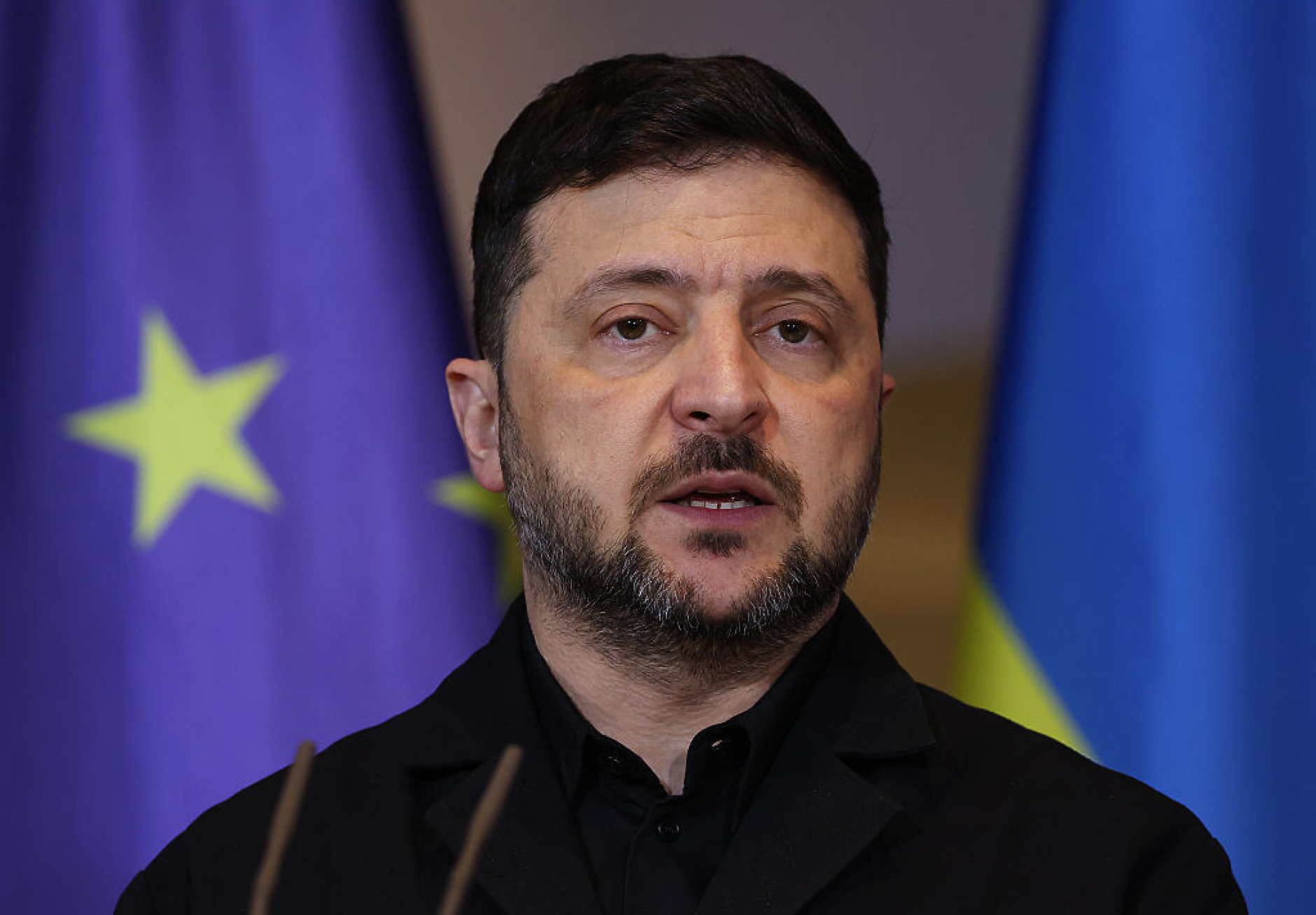 Зеленски: Украйна иска Русия да ѝ плати репарации