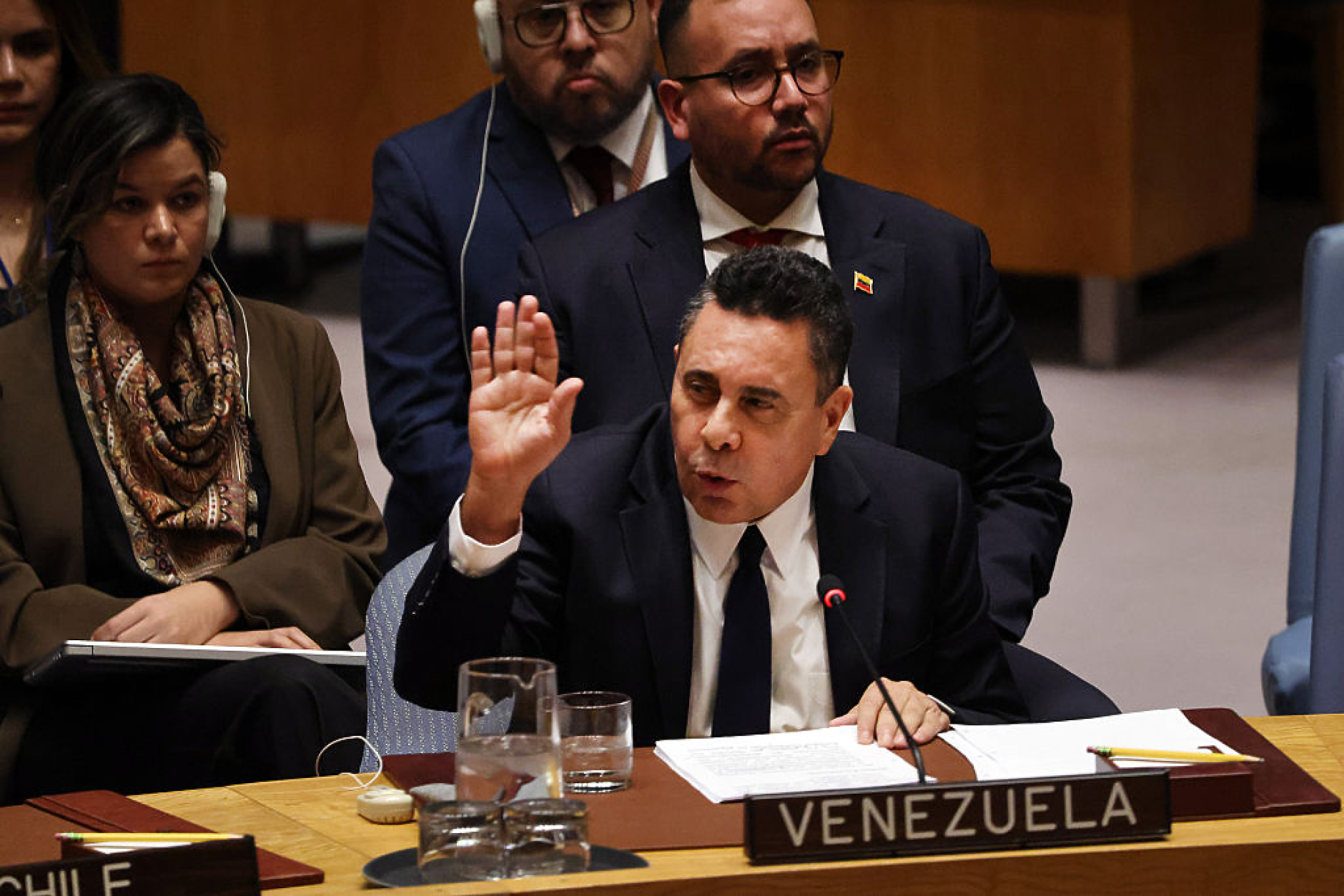 Венецуела обвинява САЩ в „изнудване“ за конфискуването на петролни танкери