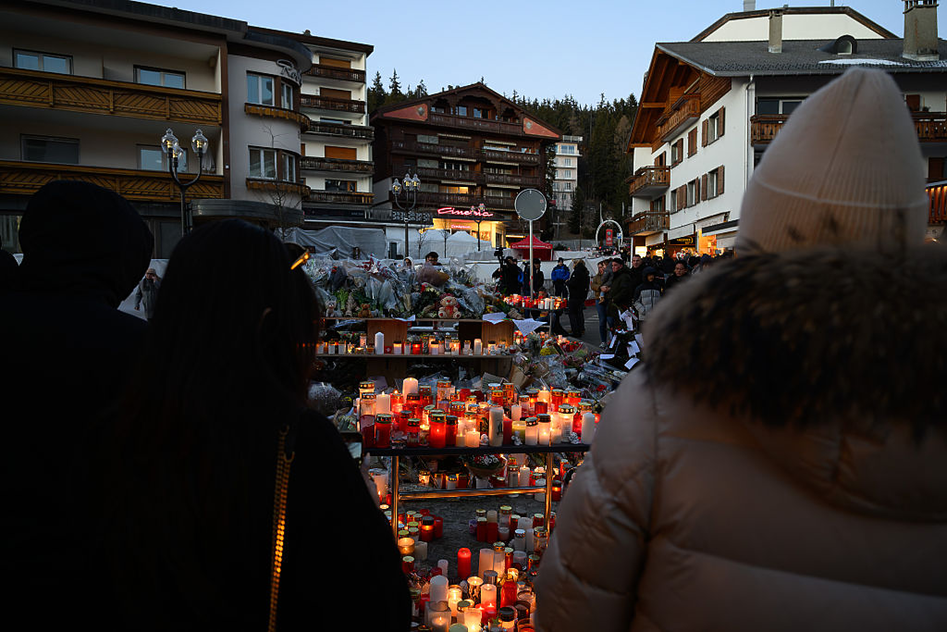 Ден на траур: Швейцария почита жертвите на смъртоносния пожар в Кран-Монтана