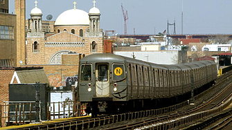 Метрото на Ню Йорк  преминава към безконтактна система за плащане и премахва легендарната MetroCard