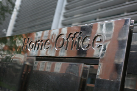 Напускащите Великобритания източноевропейци вече са повече от пристигащите