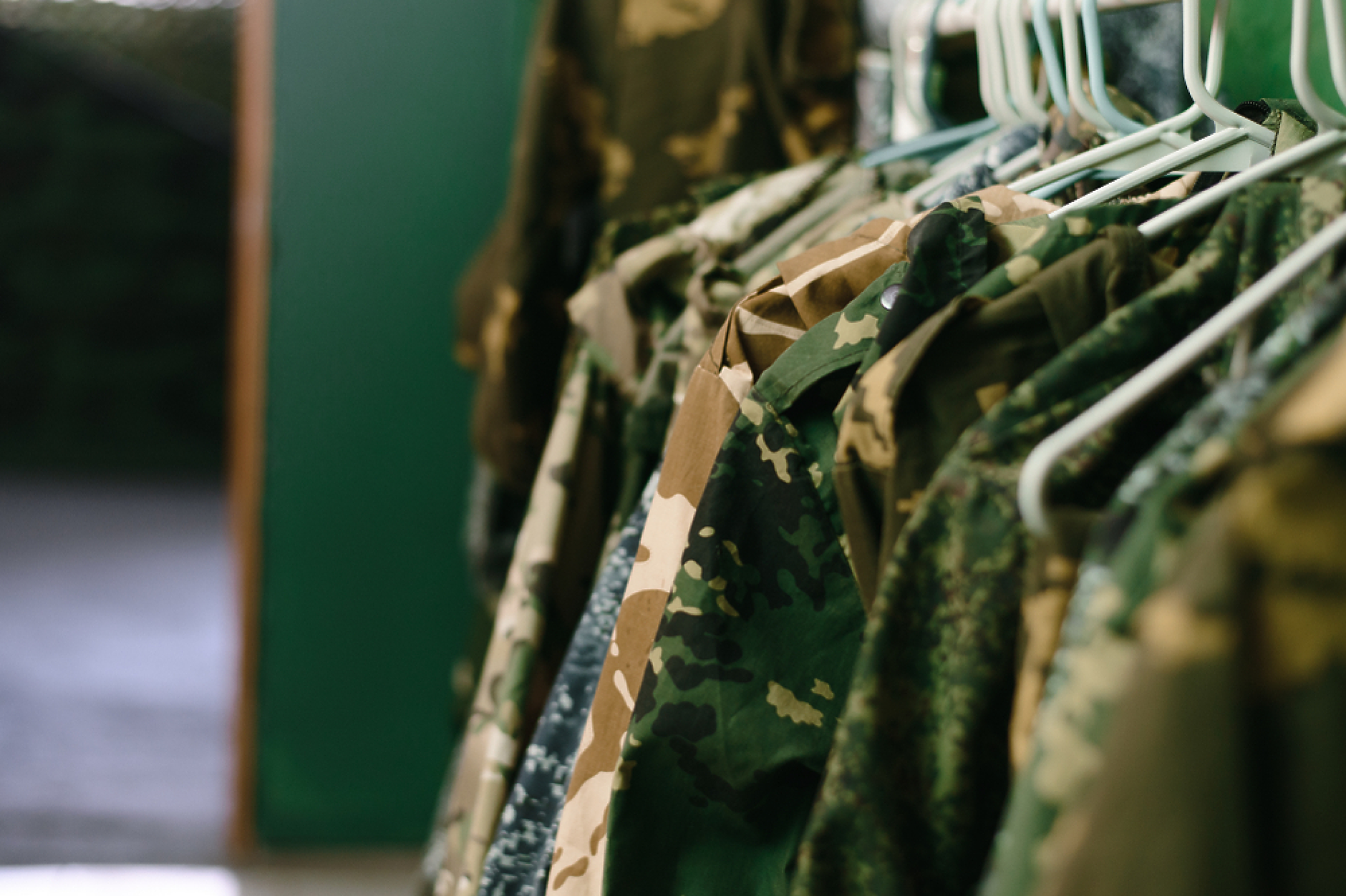 Запрянов: Политическата криза и липсата на бюджет налагат да се спре модернизацията на армията