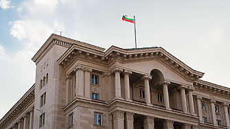 Според ИТН не е разумно да се търси ново преконфигуриране на управлението. БСП говори за партиен егоизъм