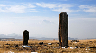 Гигантски драконови камъни открити в Арменските планини са били оформени