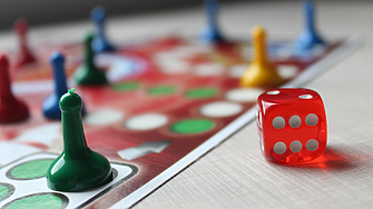 Културни кодове: Как настолните игри ни учат на различни икономически модели