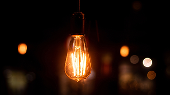 Един век преди AI: Борсовият електрически балон, светлото бъдеще и Голямата депресия 