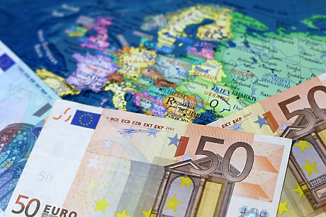 Само шест държави от ЕС все още са извън еврозоната