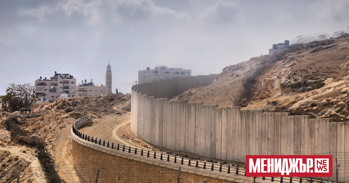 a { text-decoration: none; color: #464feb; } tr th, tr