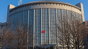 Съединените щати трябва да спрат да използват наратива за китайската