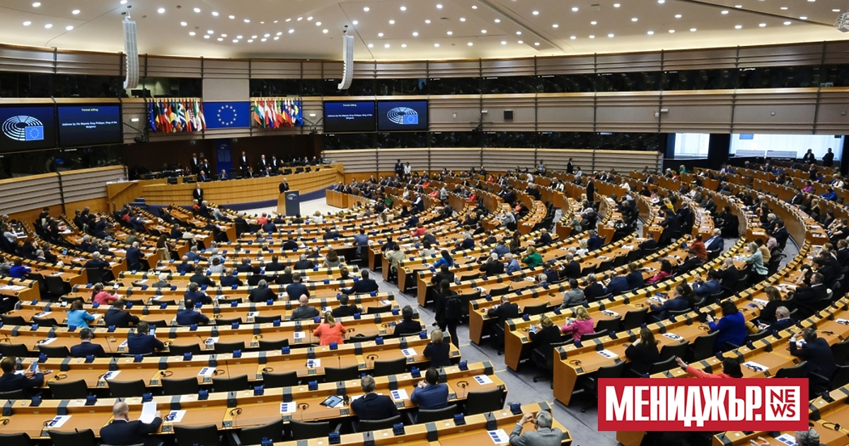 a { text-decoration: none; color: #464feb; } tr th, tr