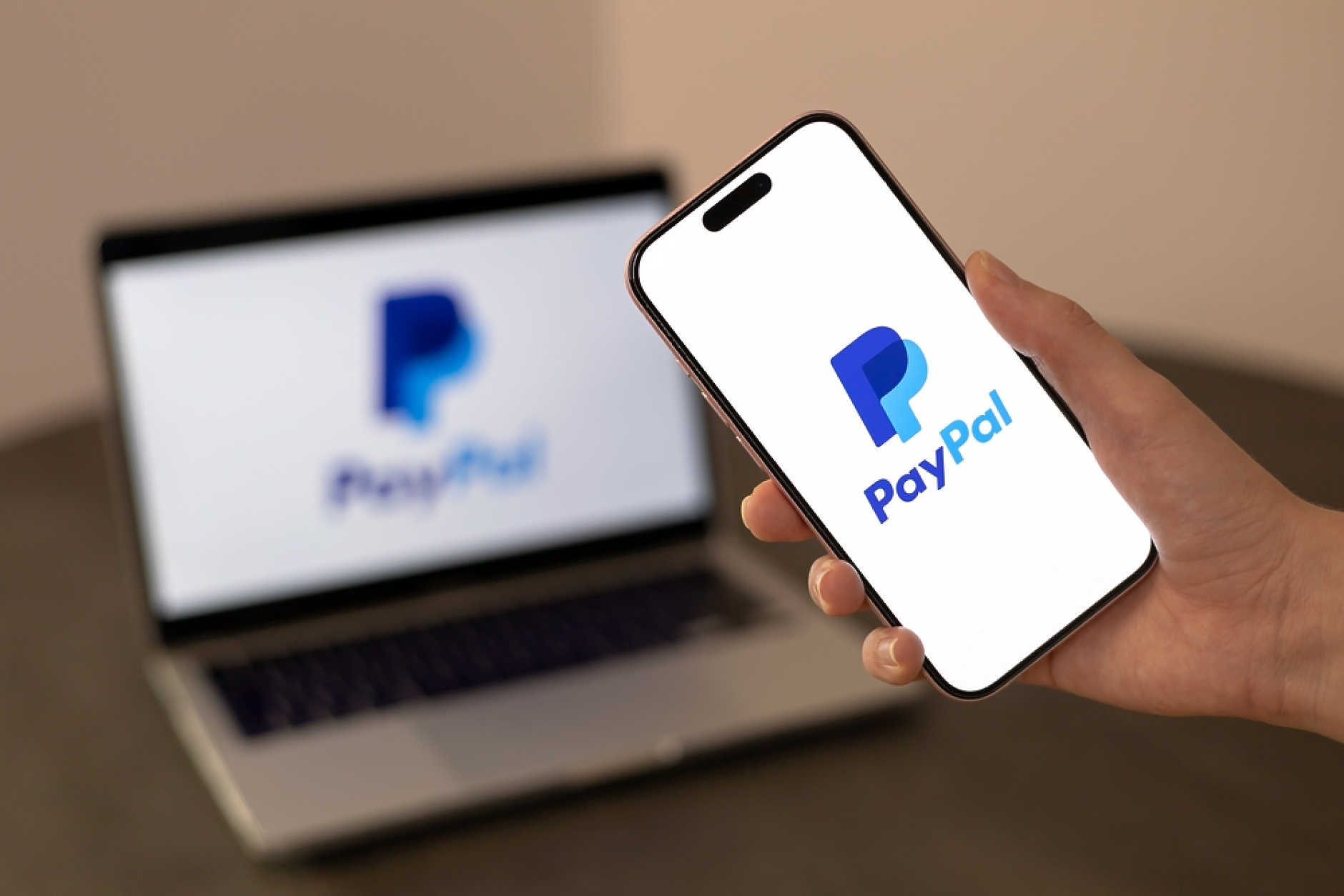 Фирмата за разплащания PayPal подава заявление за банков лиценз в стремеж да разшири кредитирането