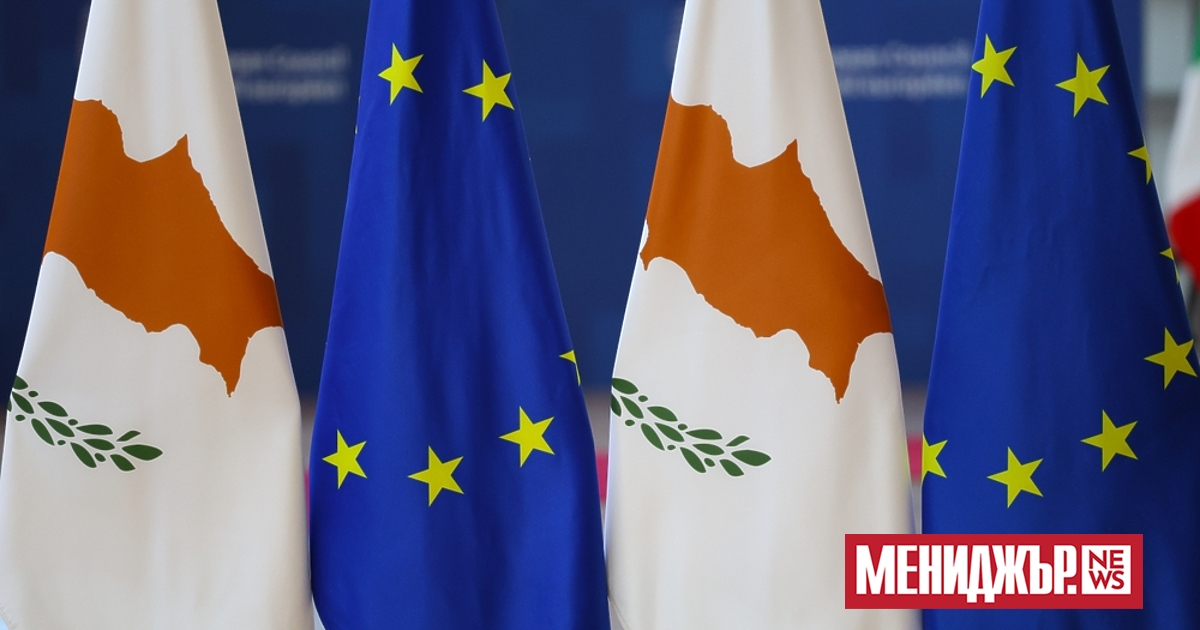 a { text-decoration: none; color: #464feb; } tr th, tr