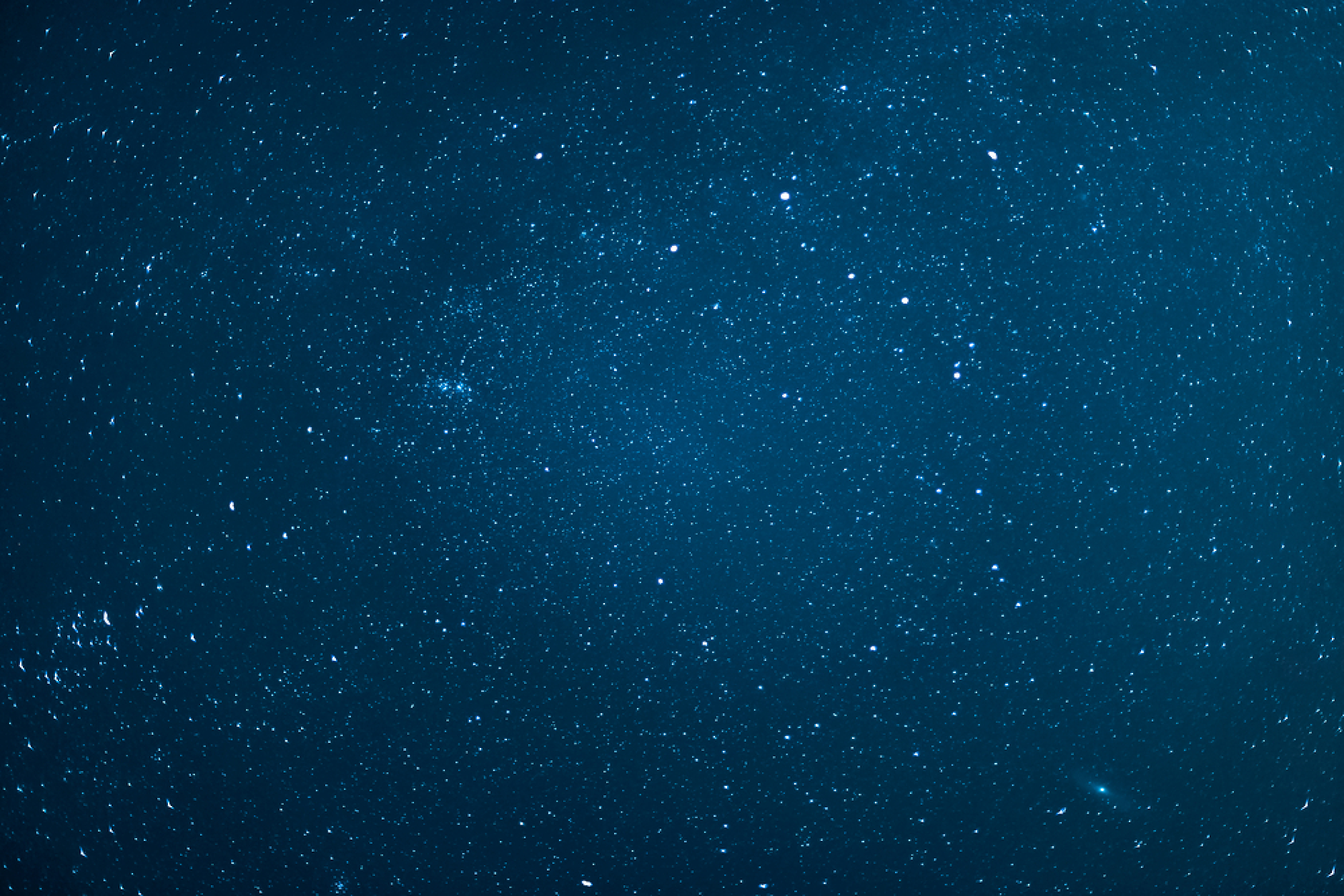 Нова звезда разкрива произхода на необичайно горещия прах в системата Капа Тукане