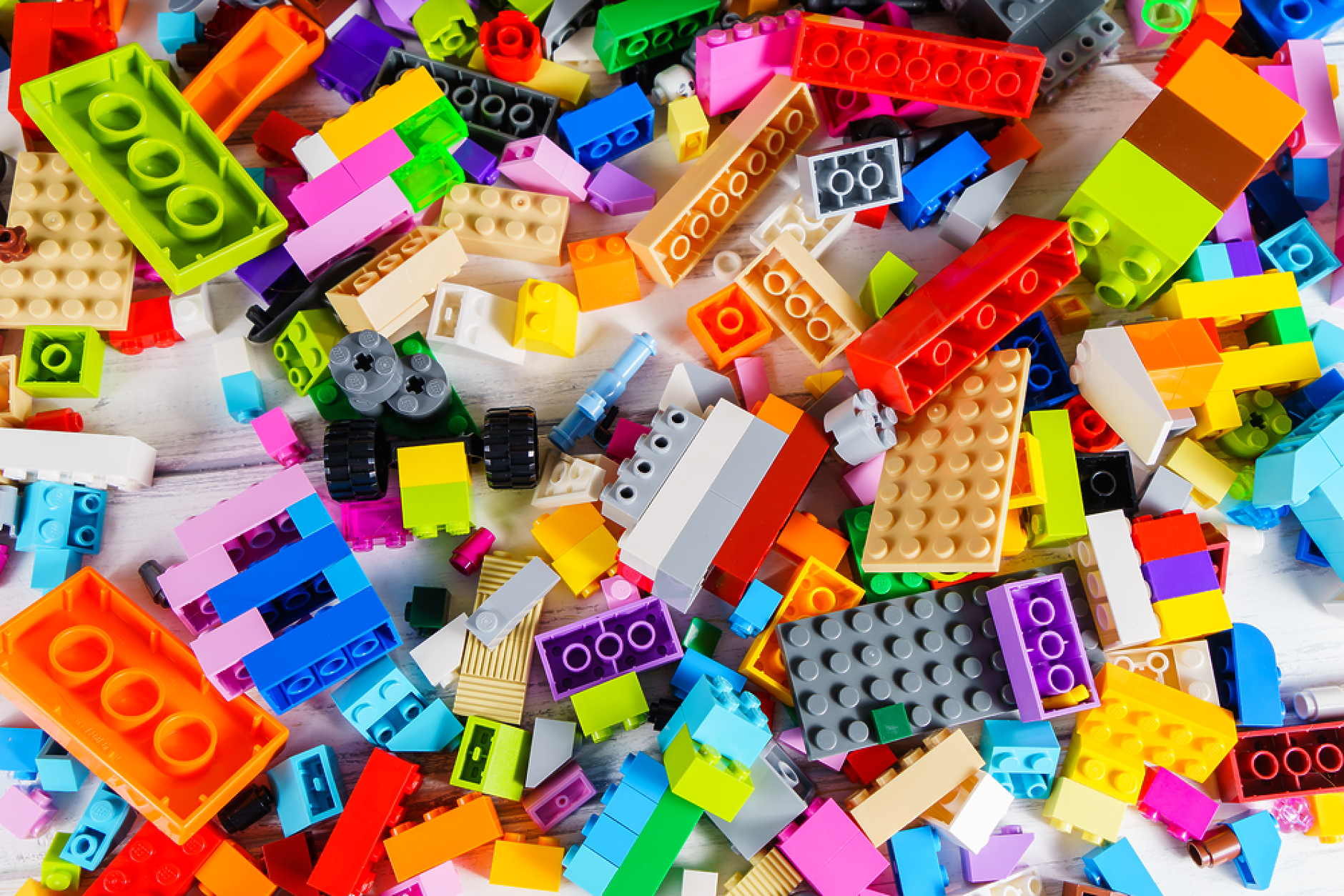 Lego представи технологични „умни“ тухлички, но експертите са обезпокоени