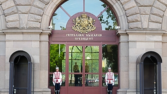 Президентът Румен Радев приключва консултациите с парламентарните формации за възможността