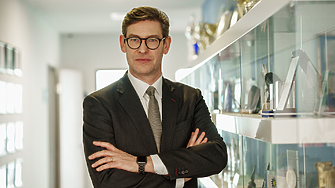 Една стабилна крачка по-напред