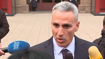 Подуправителят на БНБ Андрей Гюров е готов да бъде служебен